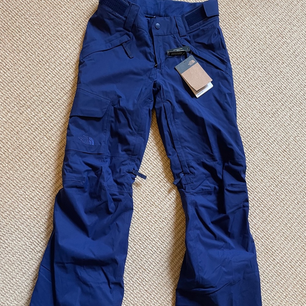 North Face Freedom Snowpants (NWT, XS)